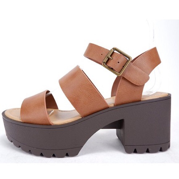 Soda Shoes - 2 Left! Soda Account Tan Lug Sole Platform Heeled Sandal